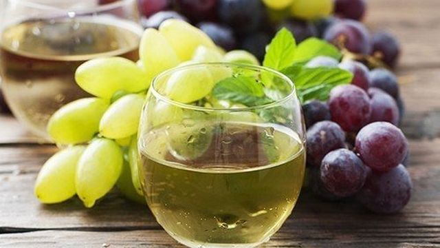Маска для лица из винограда: способ решения возрастных проблем кожи